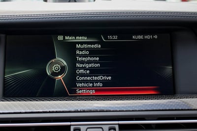 2013 BMW M5 4dr Sdn