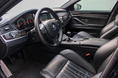 2013 BMW M5 4dr Sdn