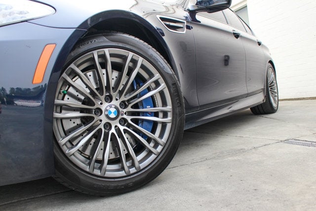 2013 BMW M5 4dr Sdn