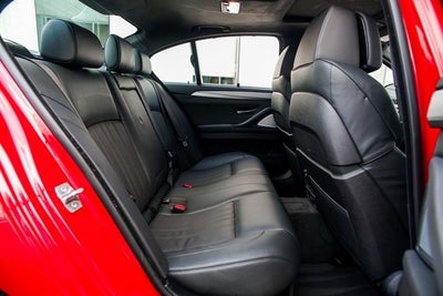 2016 BMW M5 4dr Sdn
