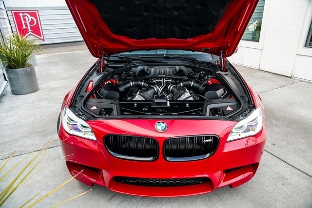 2016 BMW M5 4dr Sdn