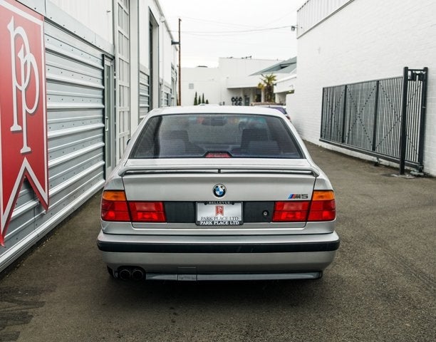 1993 BMW M5 Sedan