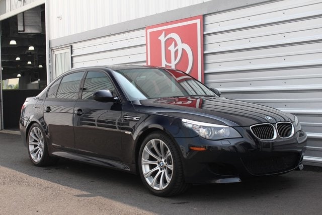 2009 BMW M5 4dr Sdn
