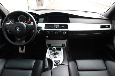 2009 BMW M5 4dr Sdn