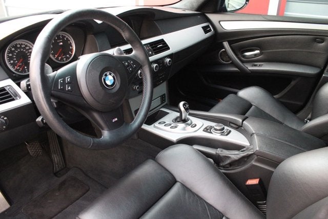 2009 BMW M5 4dr Sdn