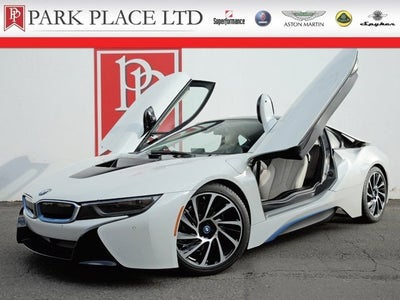 2015 BMW i8 Giga World