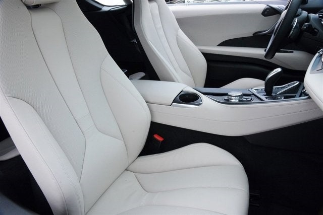 2015 BMW i8 Giga World