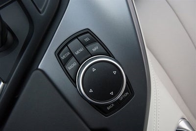 2015 BMW i8 Giga World