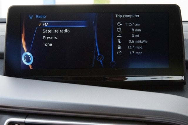 2015 BMW i8 Giga World