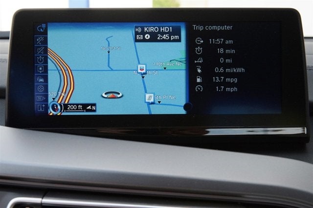 2015 BMW i8 Giga World