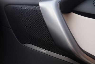 2015 BMW i8 Giga World