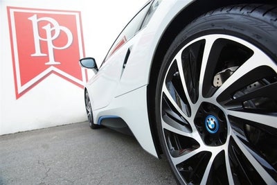 2015 BMW i8 Giga World