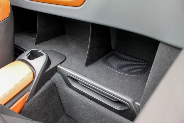 2019 BMW i8 Roadster