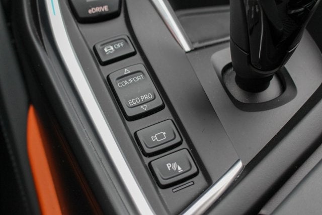 2019 BMW i8 Roadster