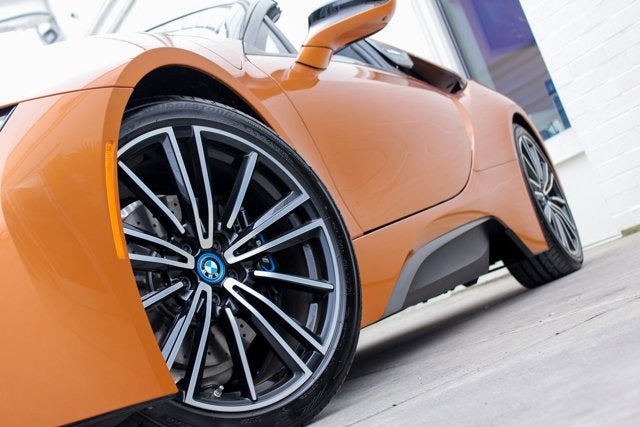 2019 BMW i8 Roadster