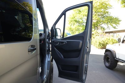 2019 Mercedes-Benz Sprinter Crew Van 2500 High Roof V6 144" 4WD