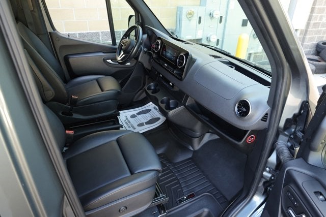 2019 Mercedes-Benz Sprinter Crew Van 2500 High Roof V6 144" 4WD