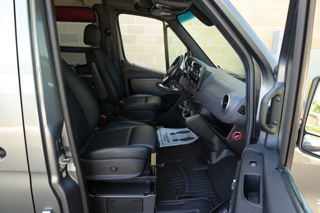 2019 Mercedes-Benz Sprinter Crew Van 2500 High Roof V6 144" 4WD