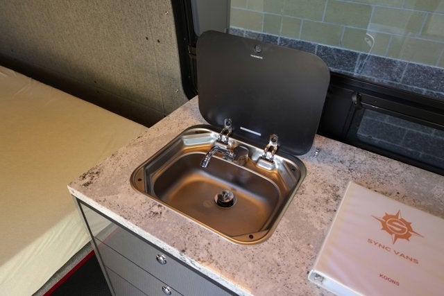 2019 Mercedes-Benz Sprinter Crew Van 2500 High Roof V6 144" 4WD