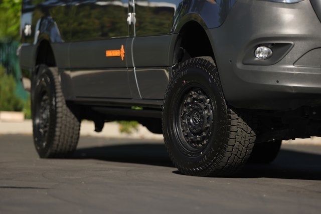 2019 Mercedes-Benz Sprinter Crew Van 2500 High Roof V6 144" 4WD