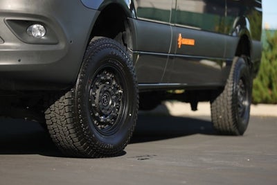 2019 Mercedes-Benz Sprinter Crew Van 2500 High Roof V6 144" 4WD