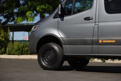 2019 Mercedes-Benz Sprinter Crew Van 2500 High Roof V6 144" 4WD