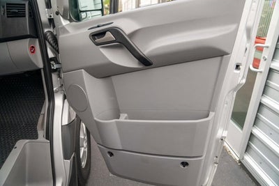 2018 Mercedes-Benz Sprinter Passenger Van 2500 Standard Roof V6 144" RWD