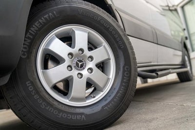 2018 Mercedes-Benz Sprinter Passenger Van 2500 Standard Roof V6 144" RWD