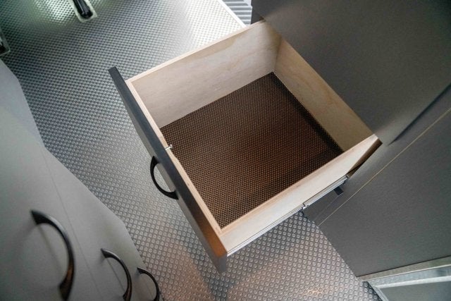 2018 Mercedes-Benz Sprinter Passenger Van 2500 Standard Roof V6 144" RWD