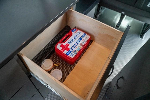 2018 Mercedes-Benz Sprinter Passenger Van 2500 Standard Roof V6 144" RWD