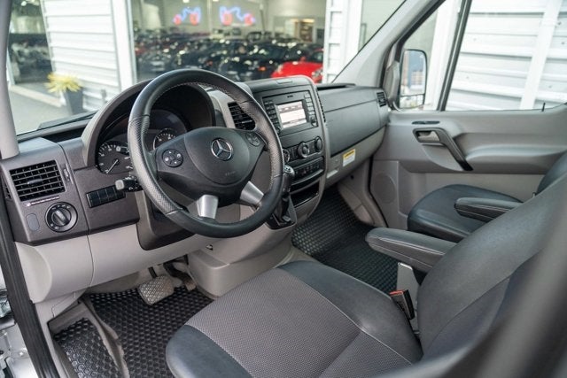 2018 Mercedes-Benz Sprinter Passenger Van 2500 Standard Roof V6 144" RWD
