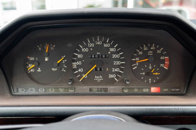 1994 Mercedes-Benz E500 Base