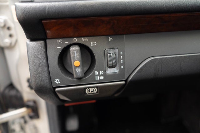 1994 Mercedes-Benz E500 Base