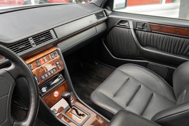 1994 Mercedes-Benz E500 Base