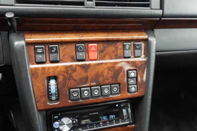 1994 Mercedes-Benz E500 Base