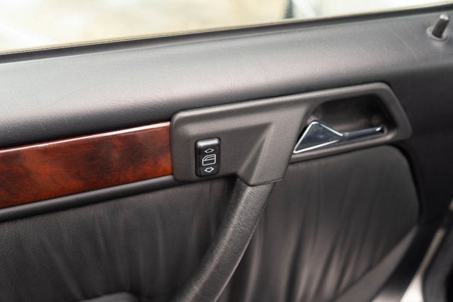 1994 Mercedes-Benz E500 Base