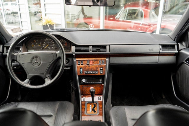 1994 Mercedes-Benz E500 Base