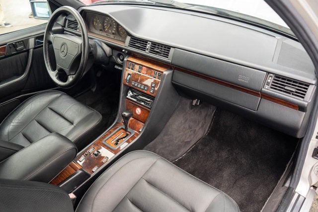 1994 Mercedes-Benz E500 Base
