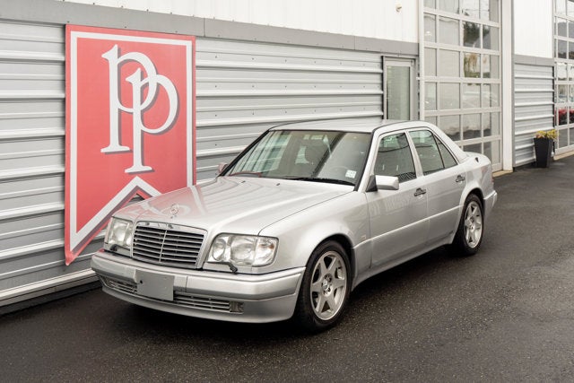 1994 Mercedes-Benz E500 Base