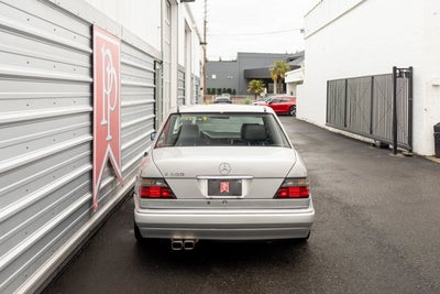 1994 Mercedes-Benz E500 Base