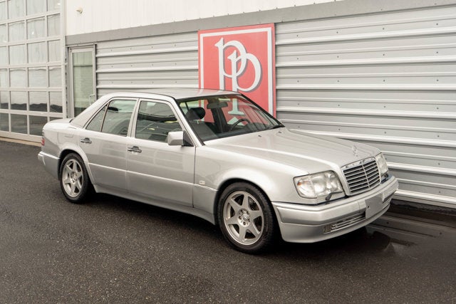 1994 Mercedes-Benz E500 Base
