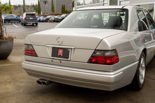 1994 Mercedes-Benz E500 Base