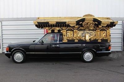 1990 Mercedes-Benz 560 SEL 'Nagoya' Hearse