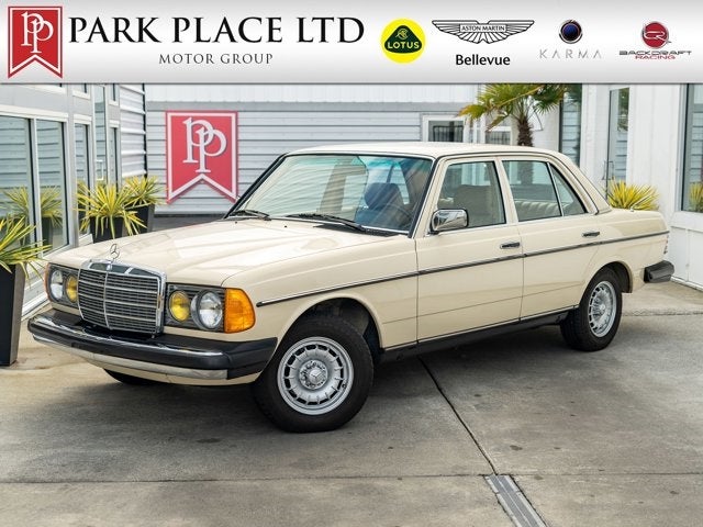 1982 Mercedes-Benz 300D Turbo Diesel