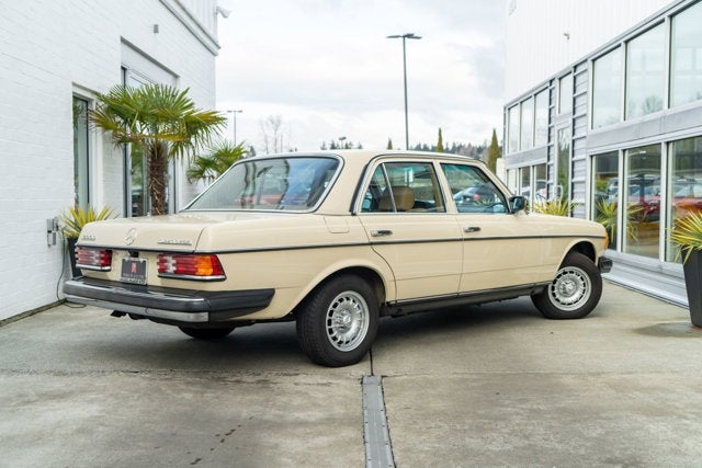 1982 Mercedes-Benz 300D Turbo Diesel