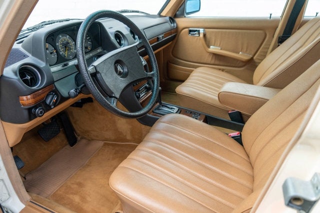 1982 Mercedes-Benz 300D Turbo Diesel