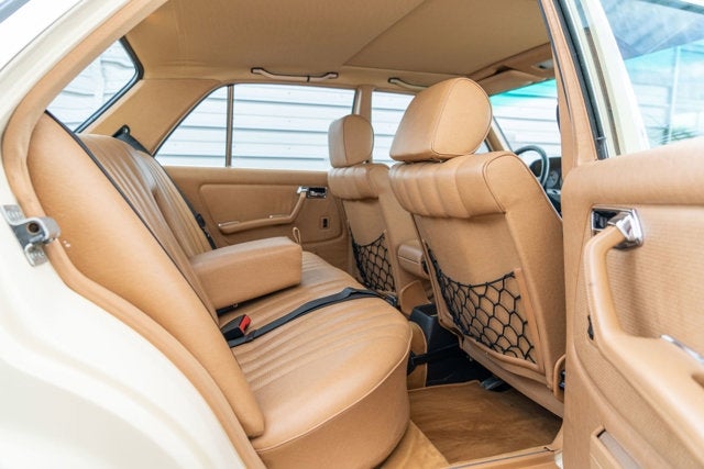 1982 Mercedes-Benz 300D Turbo Diesel