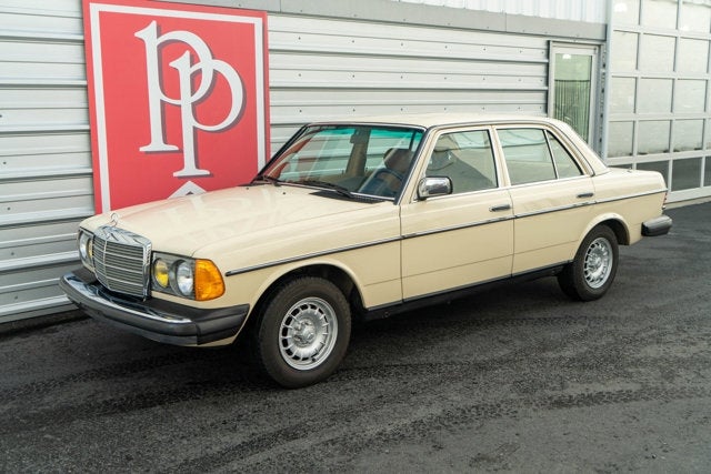 1982 Mercedes-Benz 300D Turbo Diesel