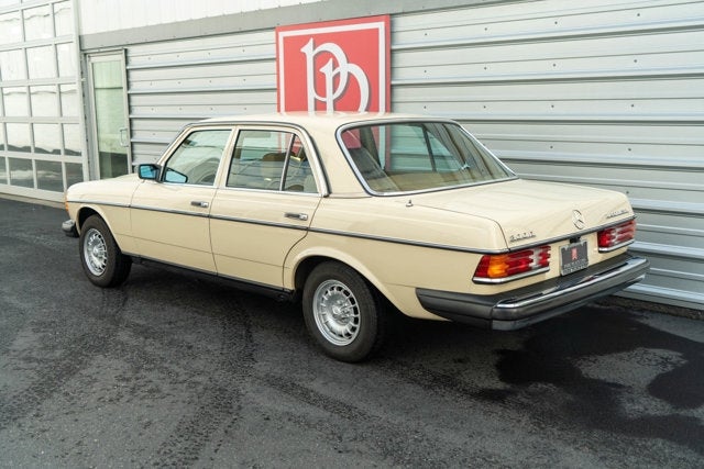 1982 Mercedes-Benz 300D Turbo Diesel