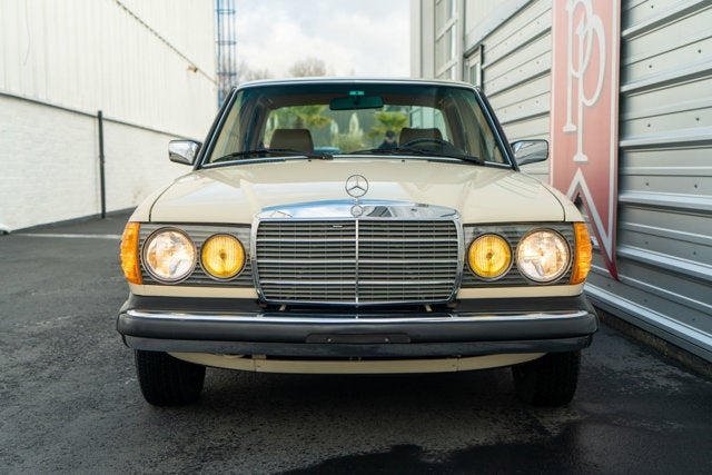 1982 Mercedes-Benz 300D Turbo Diesel